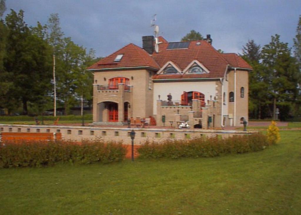 Hotell De Tolly Torva Exterior photo